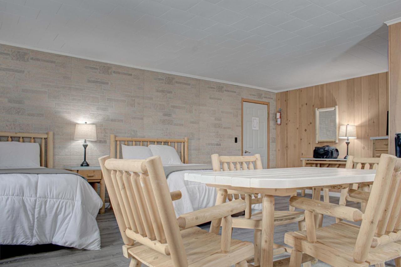 North Creek Lodge At Gore Mountain Bakers Mills Exterior photo